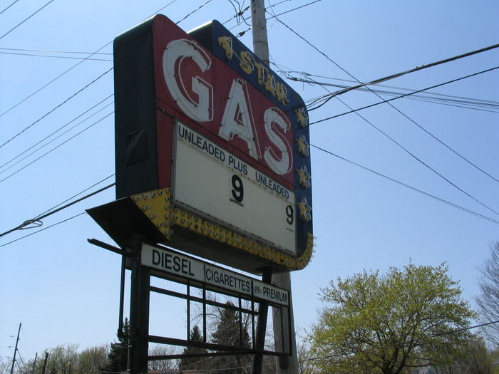 4 Star Gas - 2003 Photo